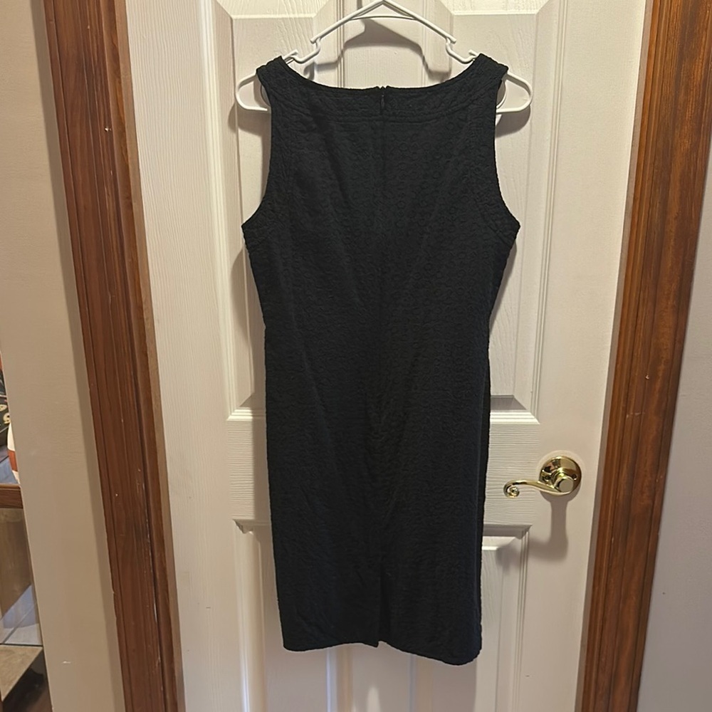 Black Sleeveless Sheath Dress - Picture 5 of 5